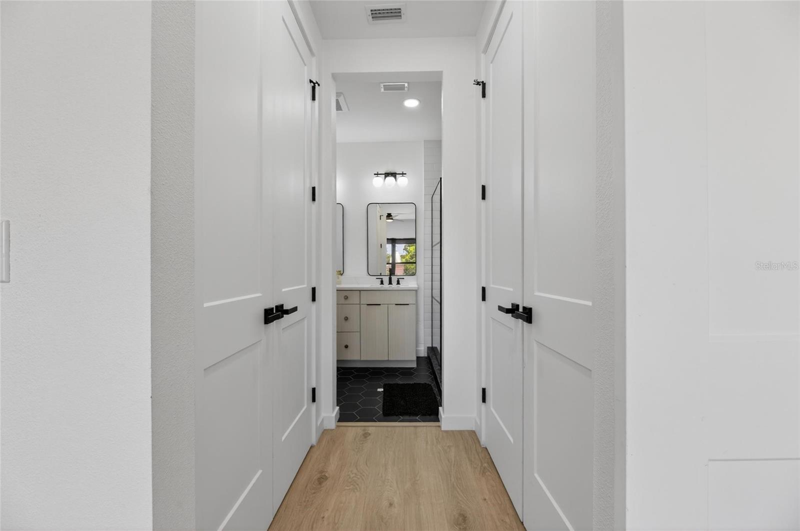 1801 N MORGAN ST #11, TAMPA, FL, 33602