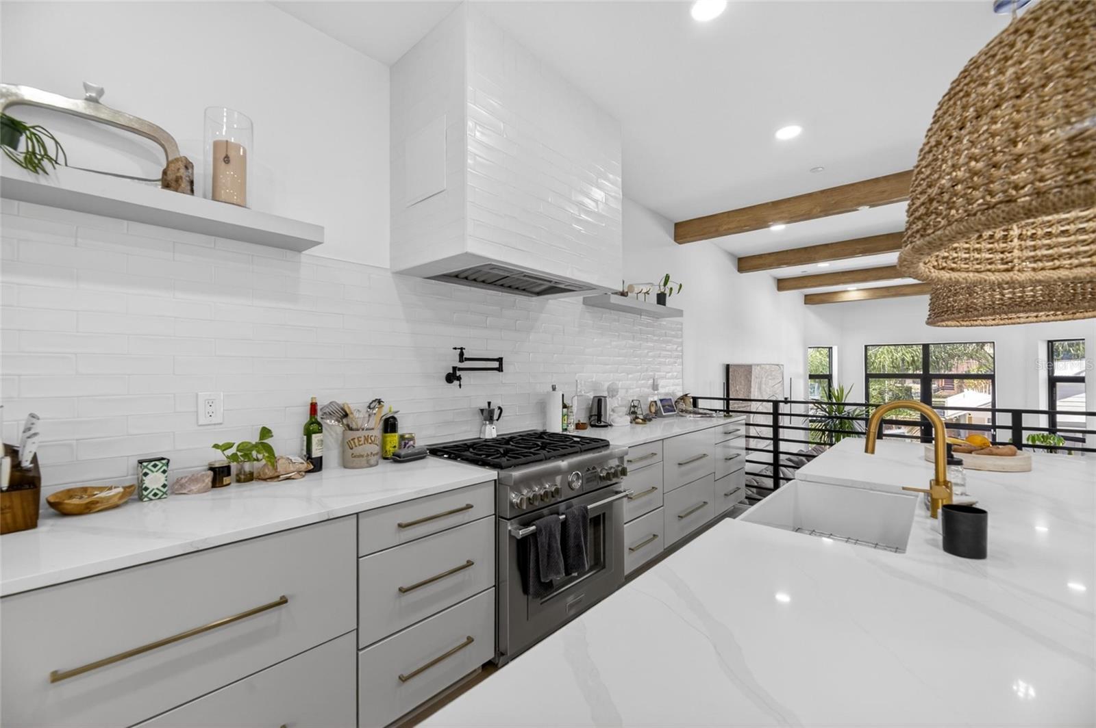 1801 N MORGAN ST #11, TAMPA, FL, 33602