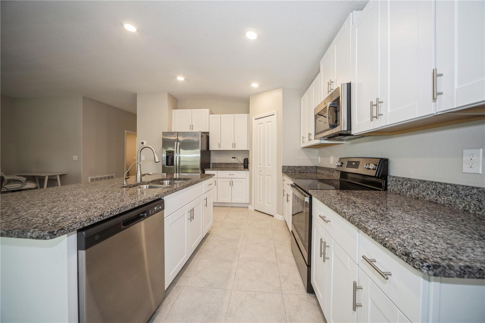 12967 WILDFLOWER MEADOW DR, RIVERVIEW, FL, 33579