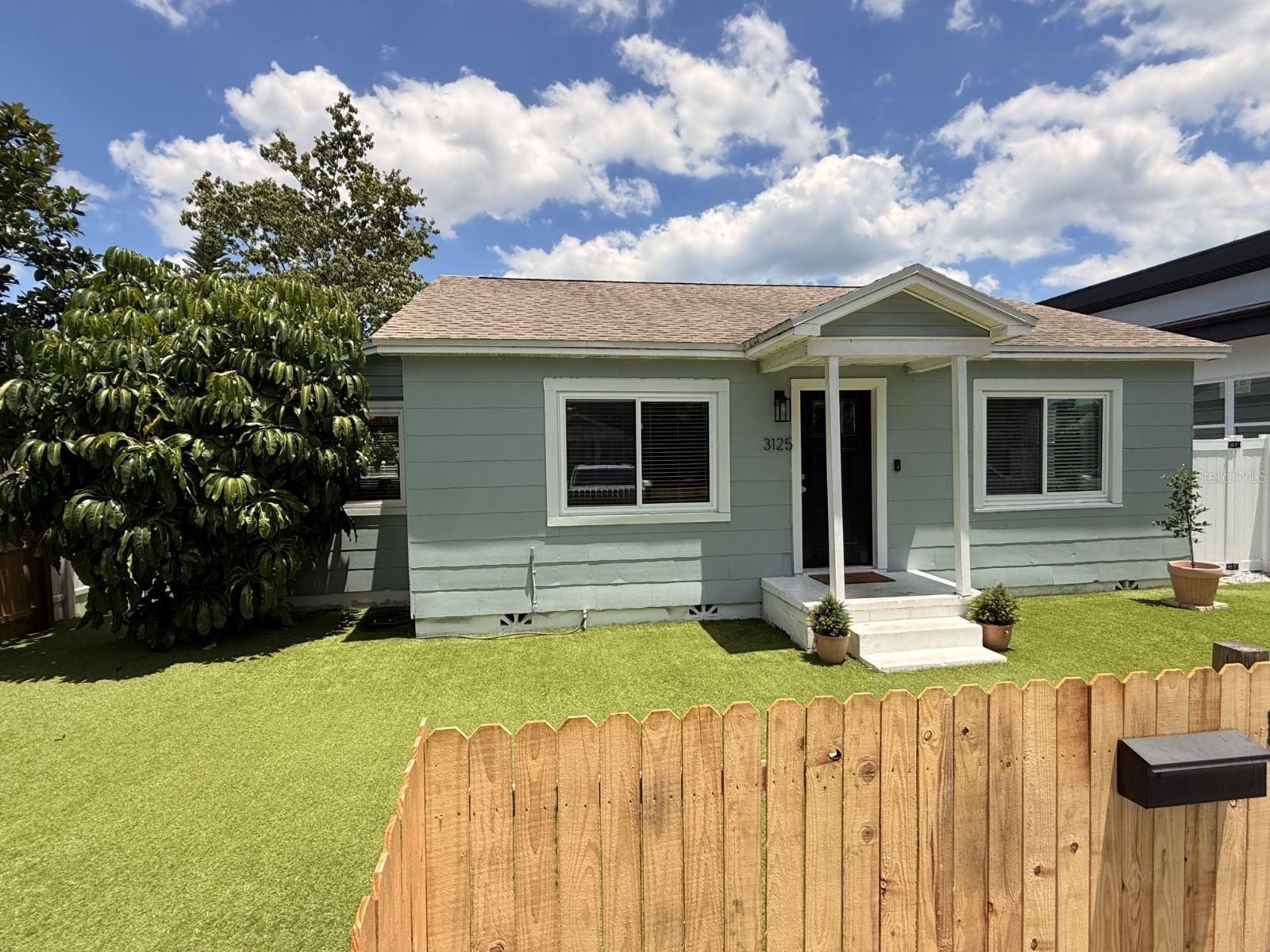 3125 QUEEN ST N, ST PETERSBURG, FL, 33713