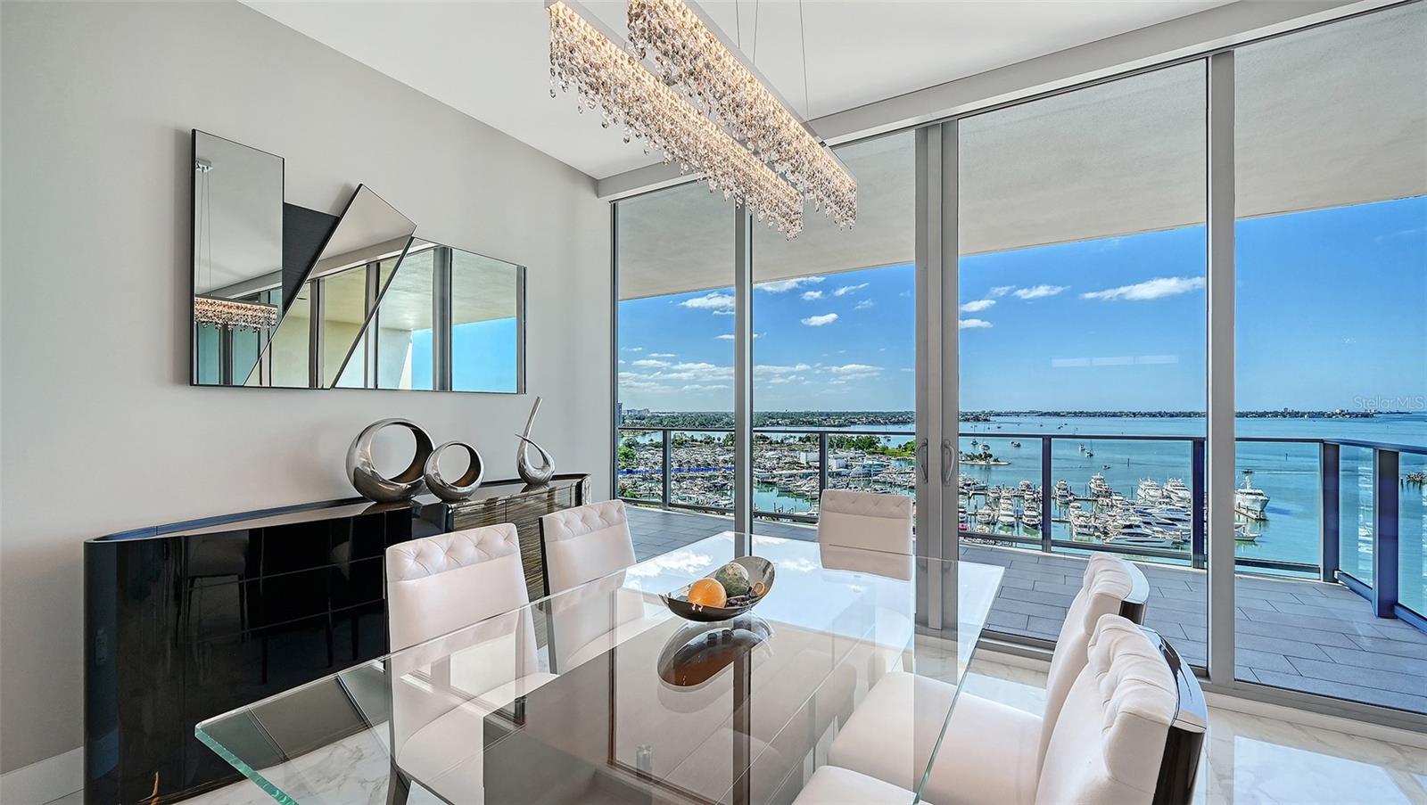 1155 N GULFSTREAM AVE #1107, SARASOTA, FL, 34236