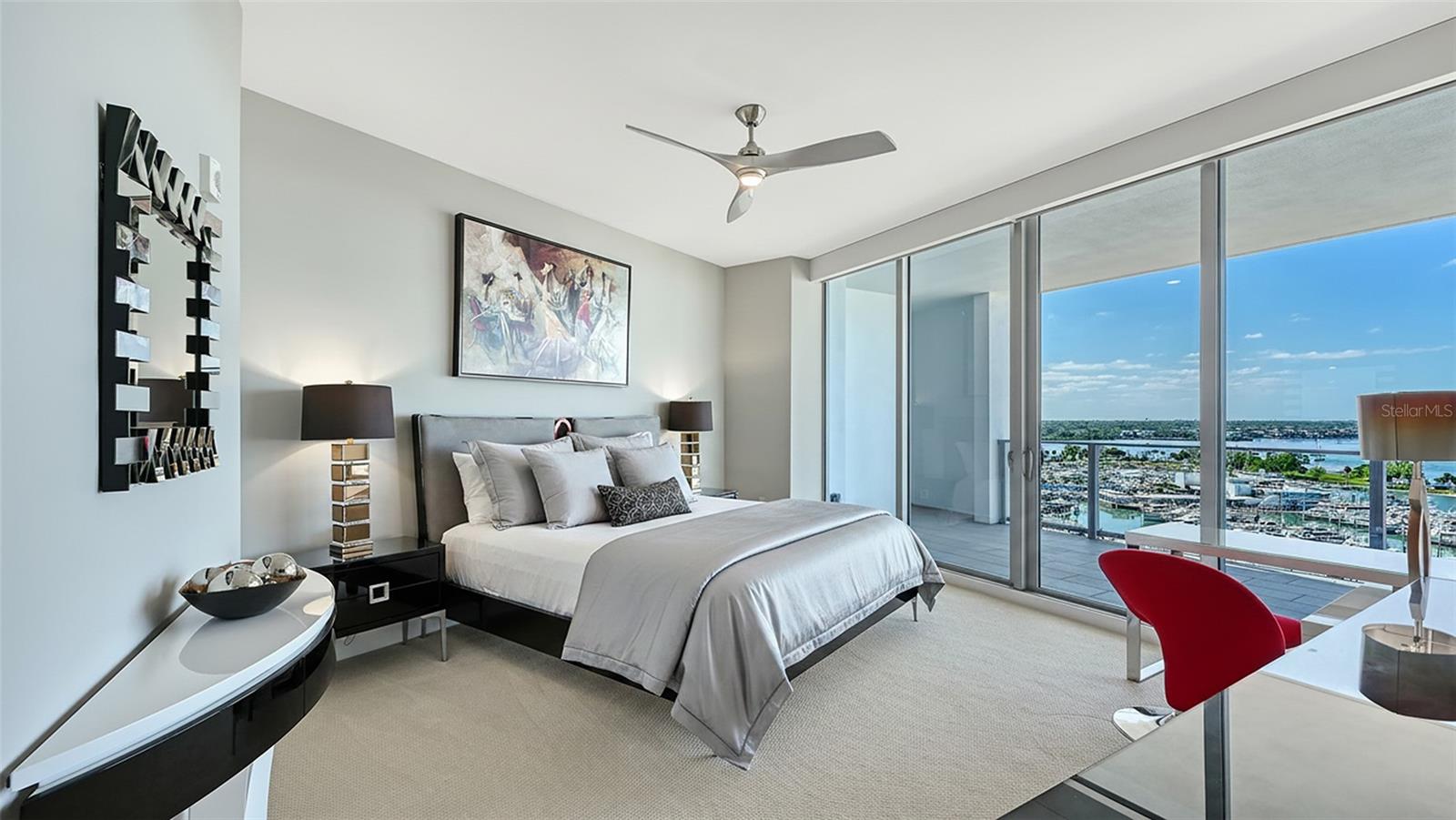 1155 N GULFSTREAM AVE #1107, SARASOTA, FL, 34236