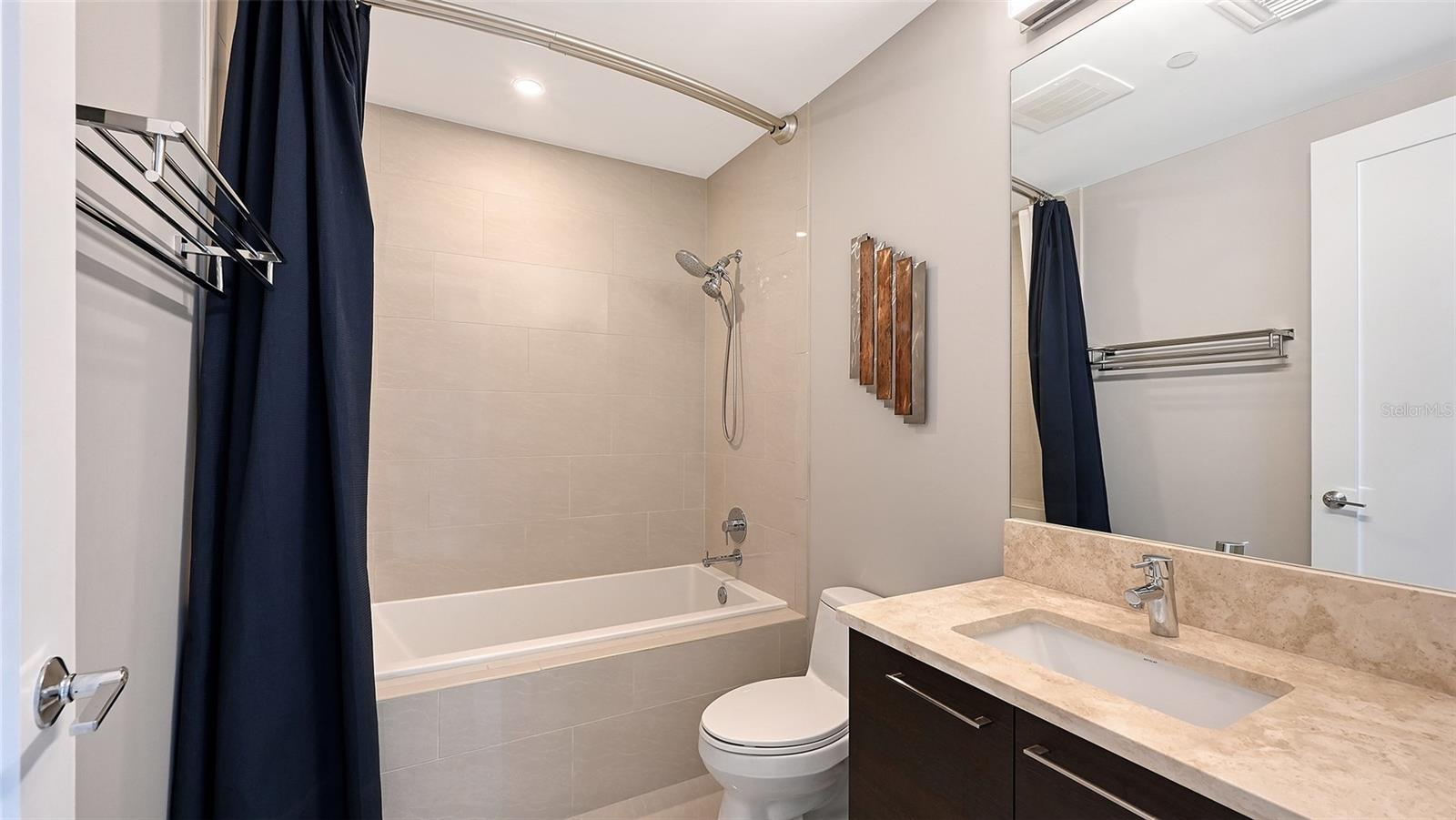 1155 N GULFSTREAM AVE #1107, SARASOTA, FL, 34236