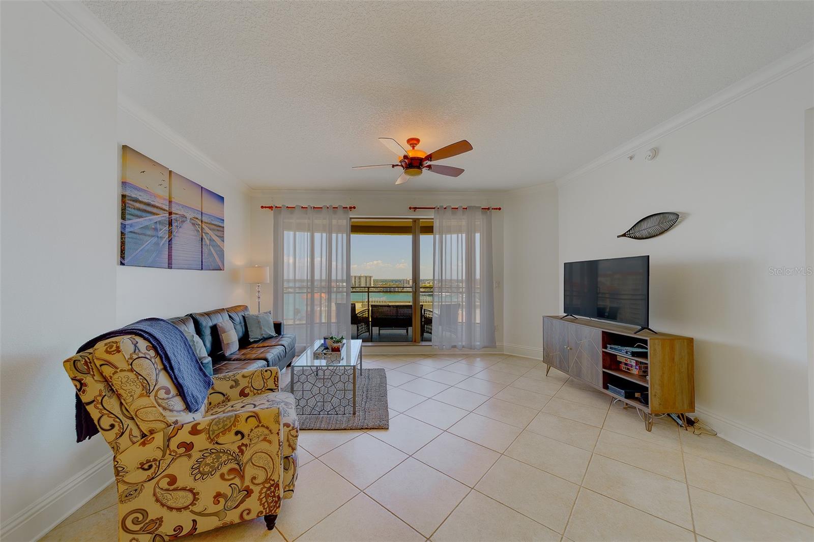 11 BAYMONT ST #1109, CLEARWATER BEACH, FL, 33767