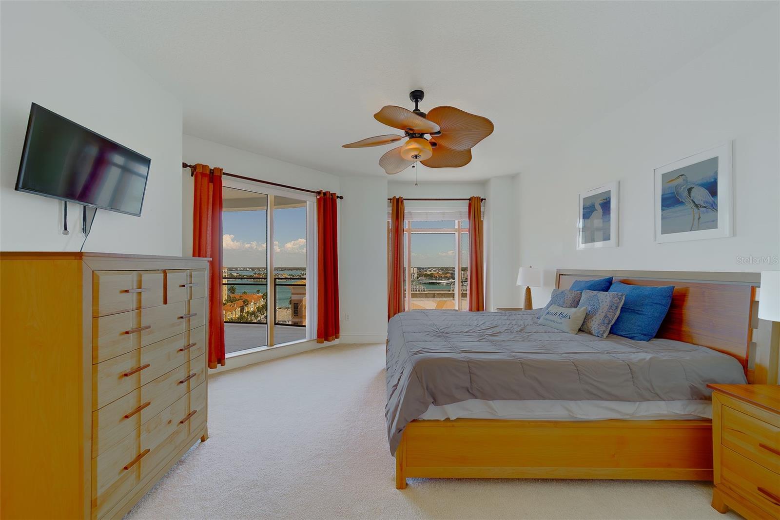 11 BAYMONT ST #1109, CLEARWATER BEACH, FL, 33767