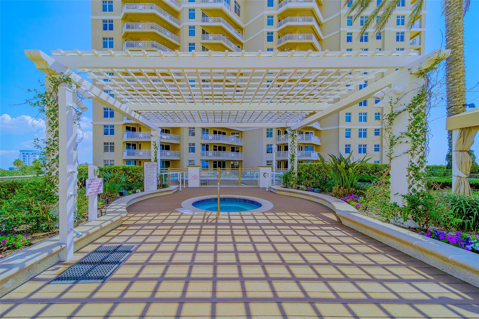 11 BAYMONT ST #1109, CLEARWATER BEACH, FL, 33767