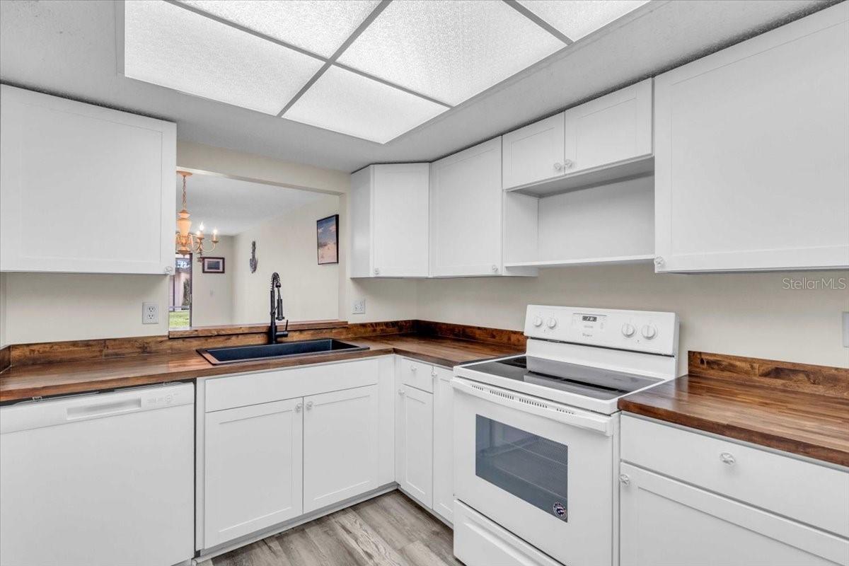 380 THREE LAKES LN #K, VENICE, FL, 34285