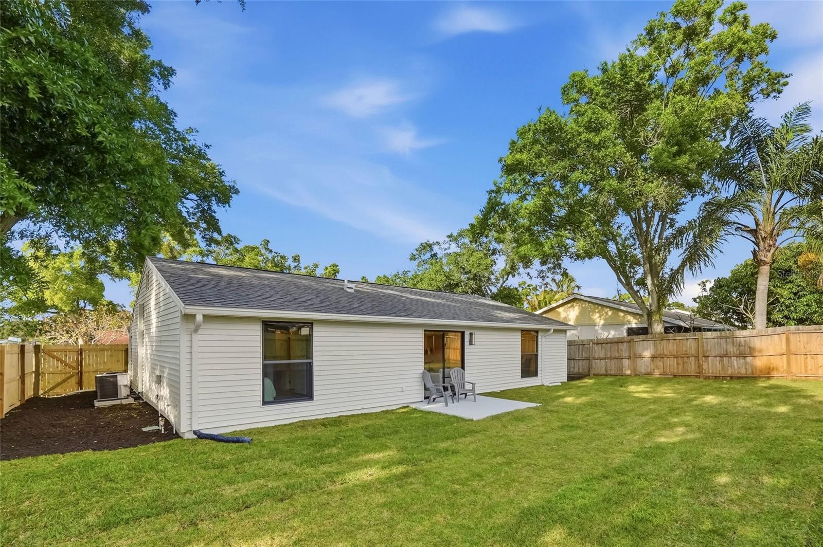 1023 MINEOLA CIR, PALM HARBOR, FL, 34683