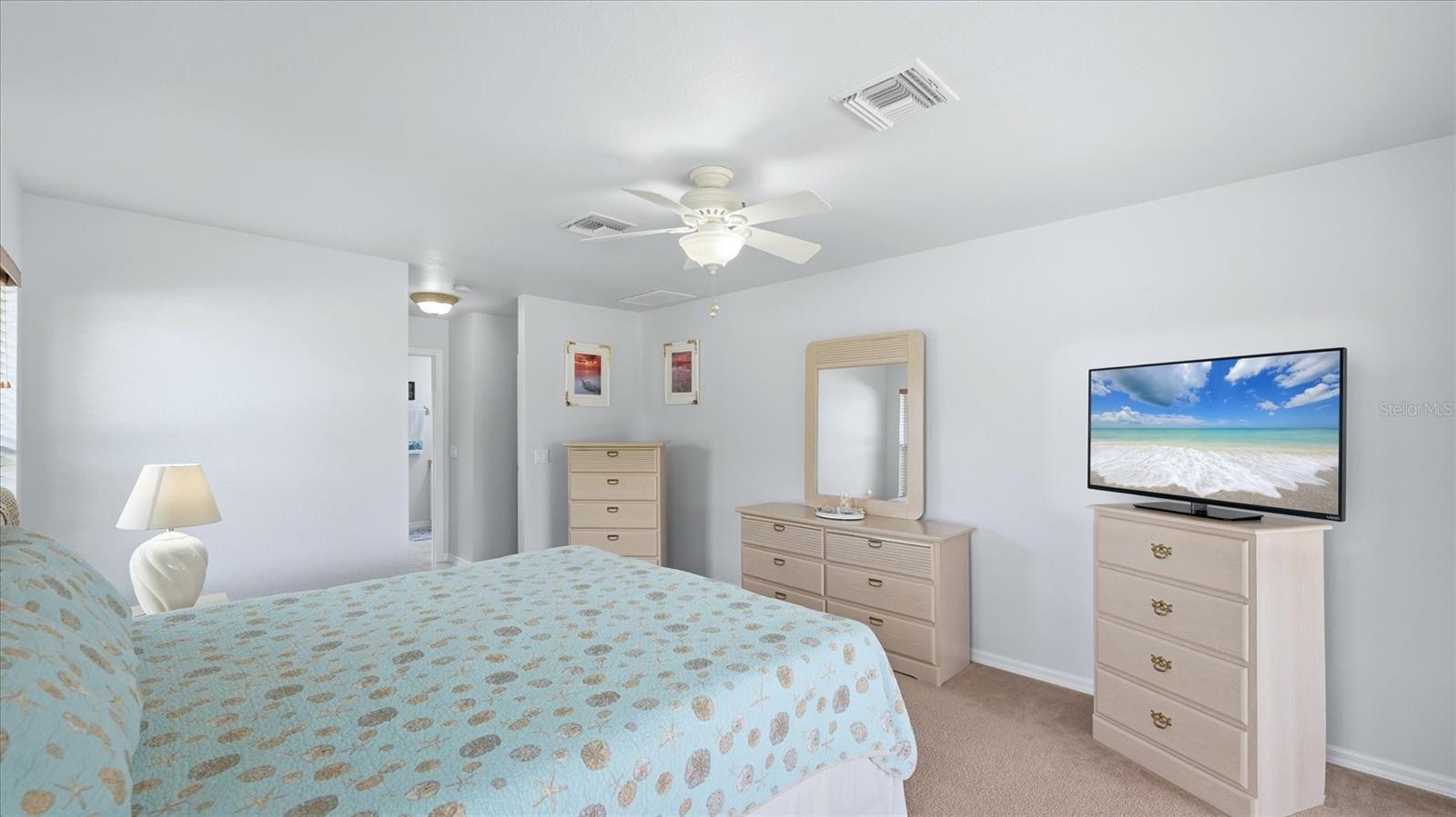 828 ROTONDA CIR, ROTONDA WEST, FL, 33947