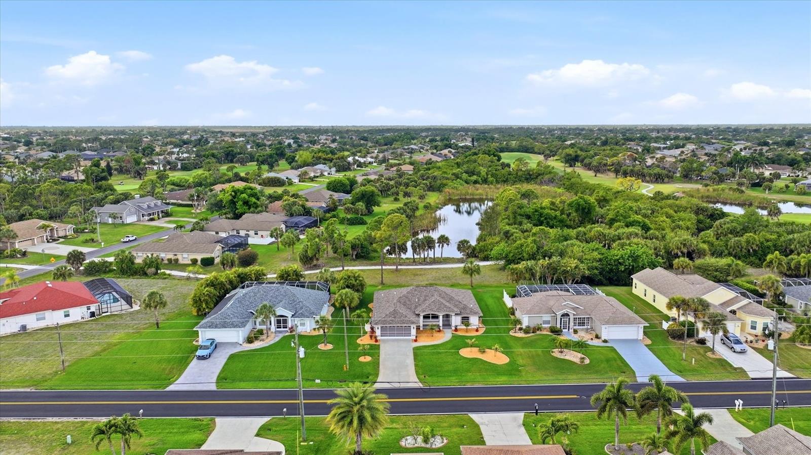828 ROTONDA CIR, ROTONDA WEST, FL, 33947