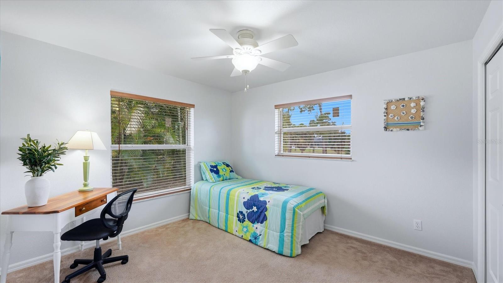 828 ROTONDA CIR, ROTONDA WEST, FL, 33947