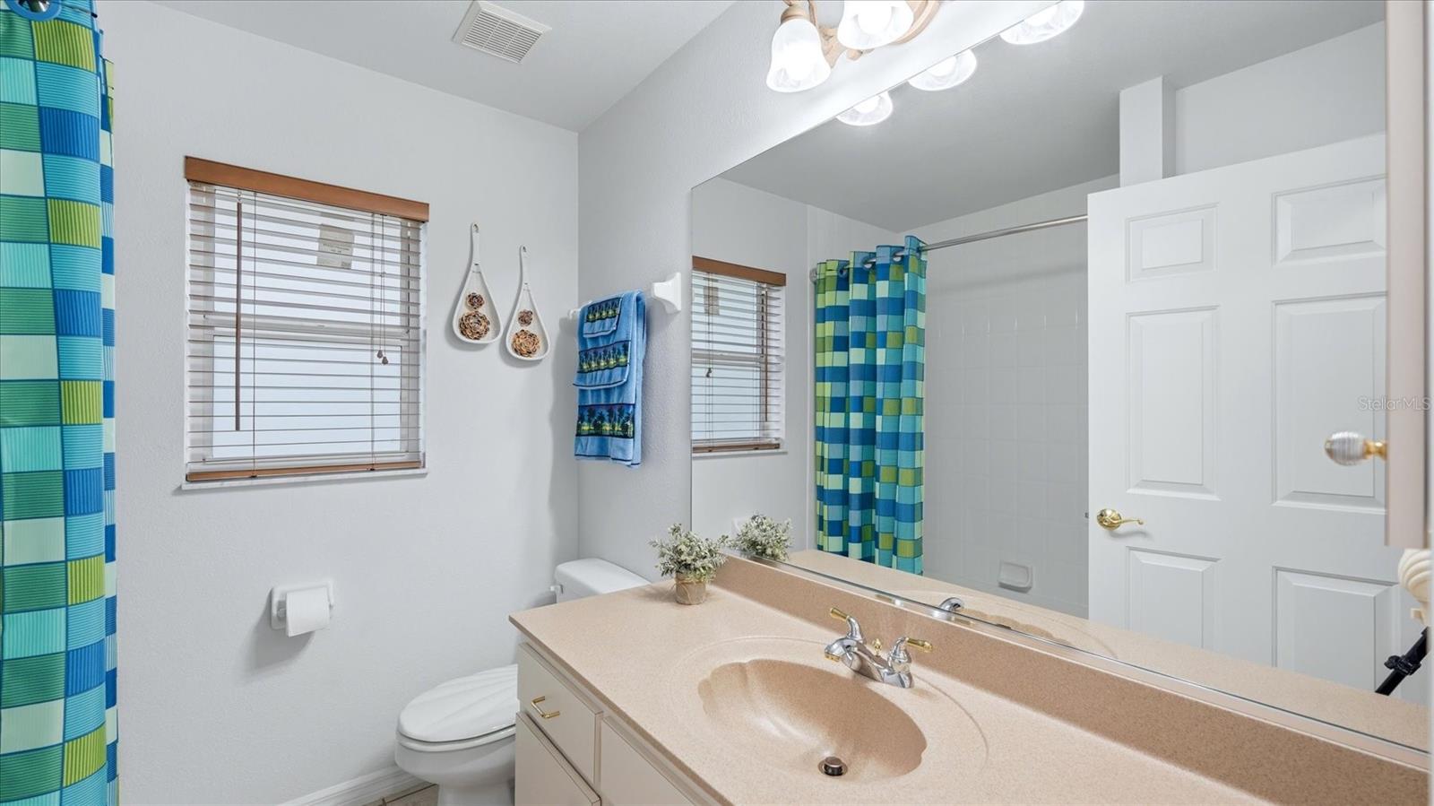 828 ROTONDA CIR, ROTONDA WEST, FL, 33947
