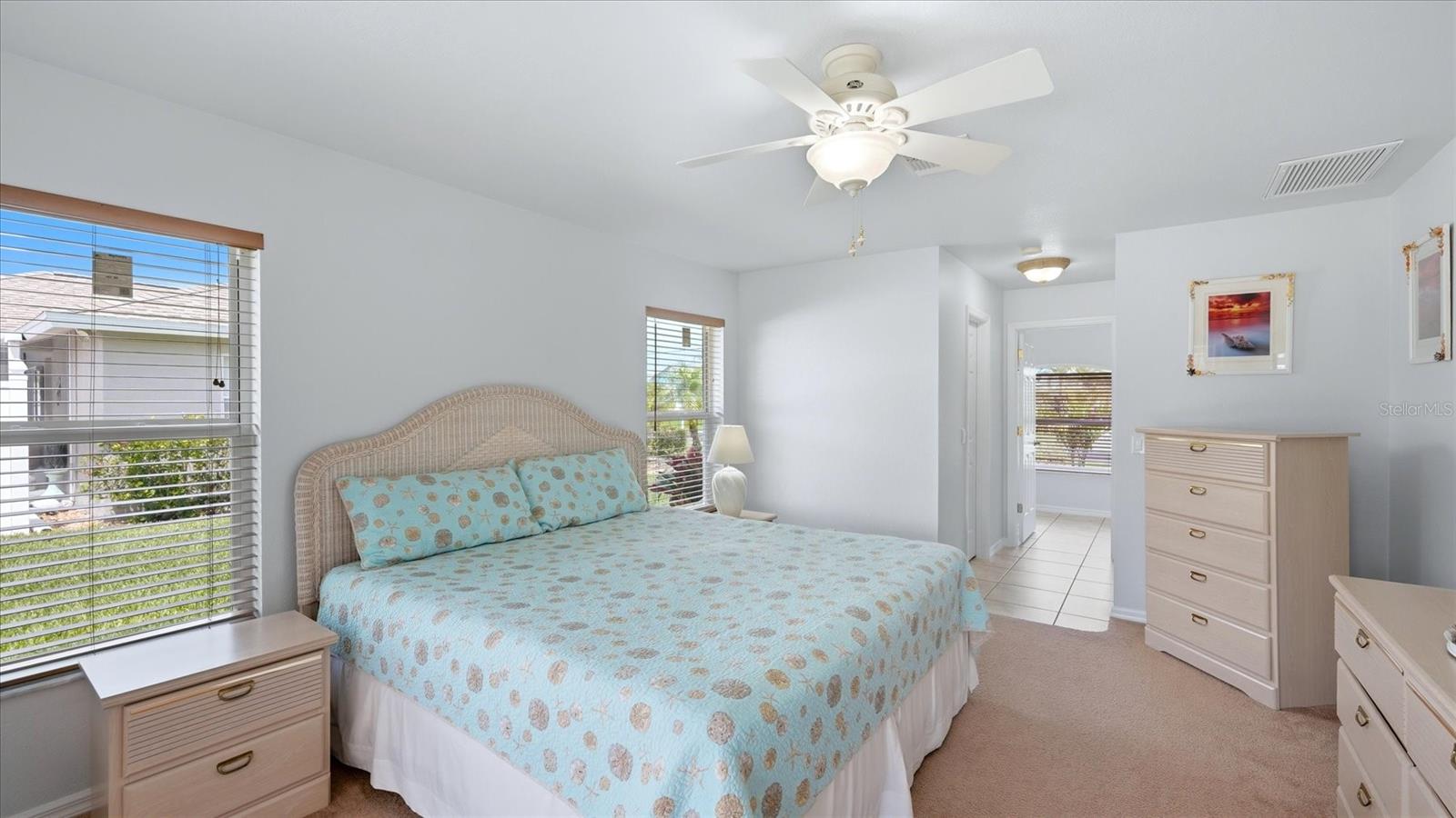 828 ROTONDA CIR, ROTONDA WEST, FL, 33947