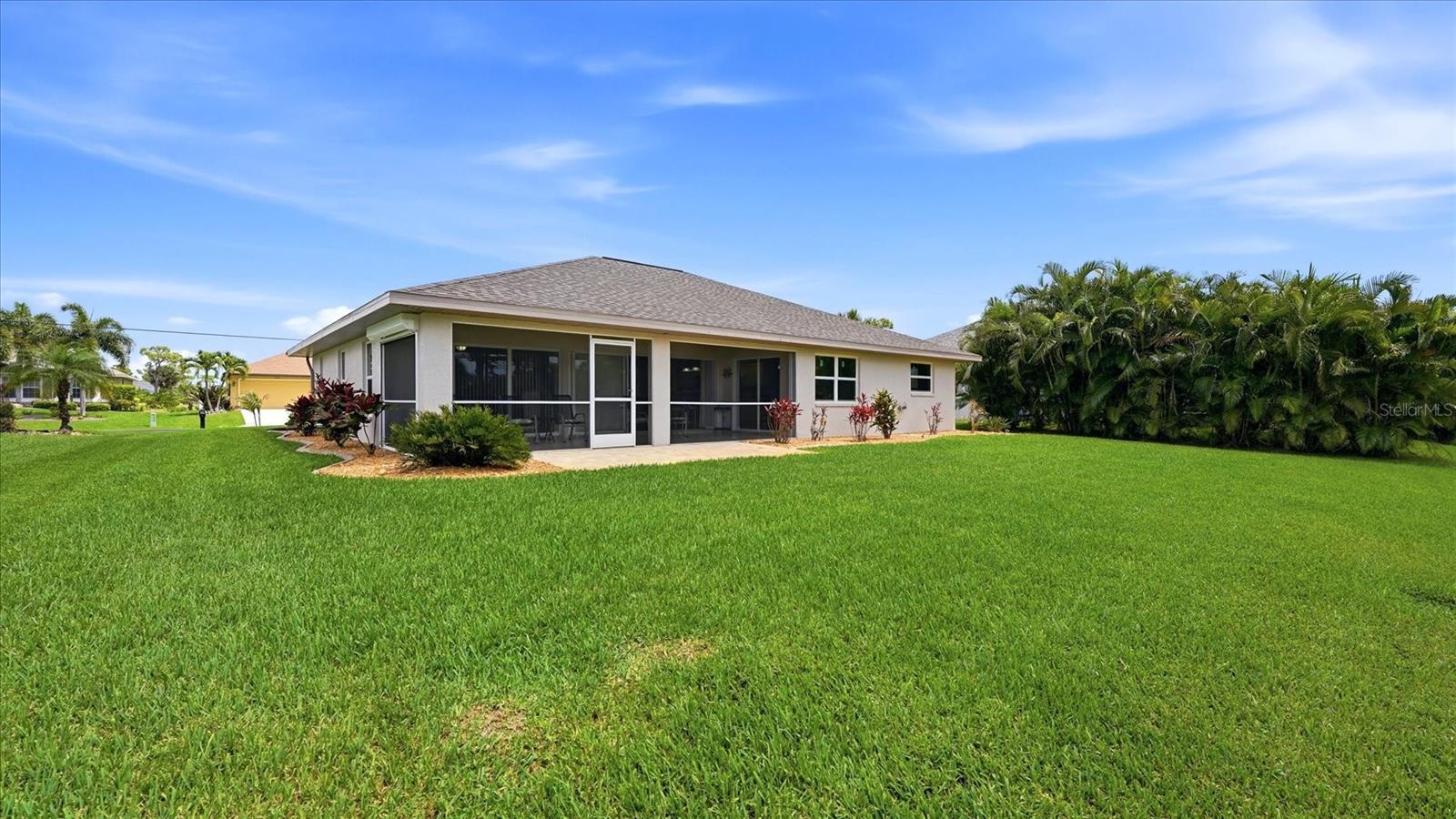 828 ROTONDA CIR, ROTONDA WEST, FL, 33947