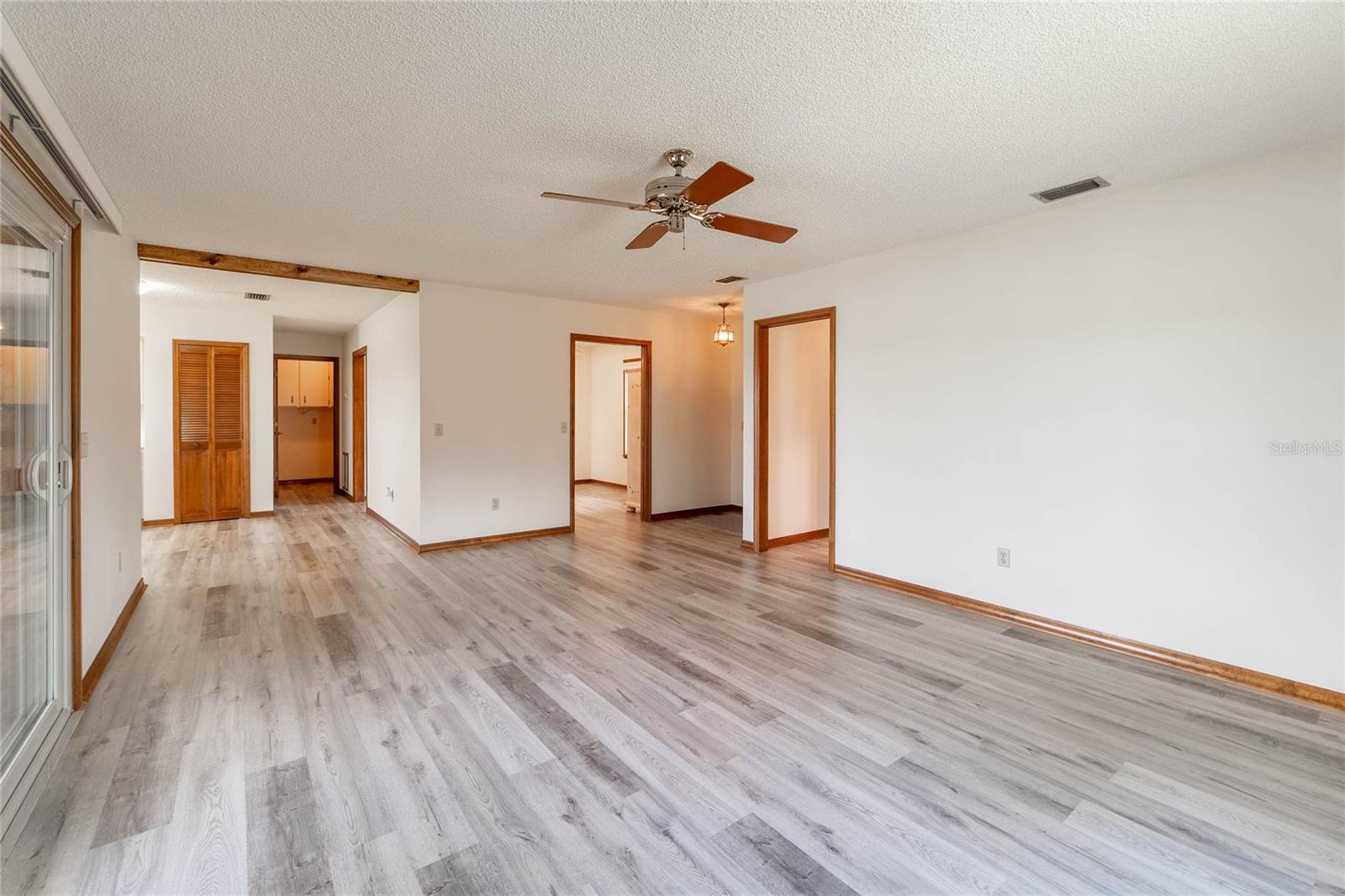 1020 AVIS, DELTONA, FL, 32738