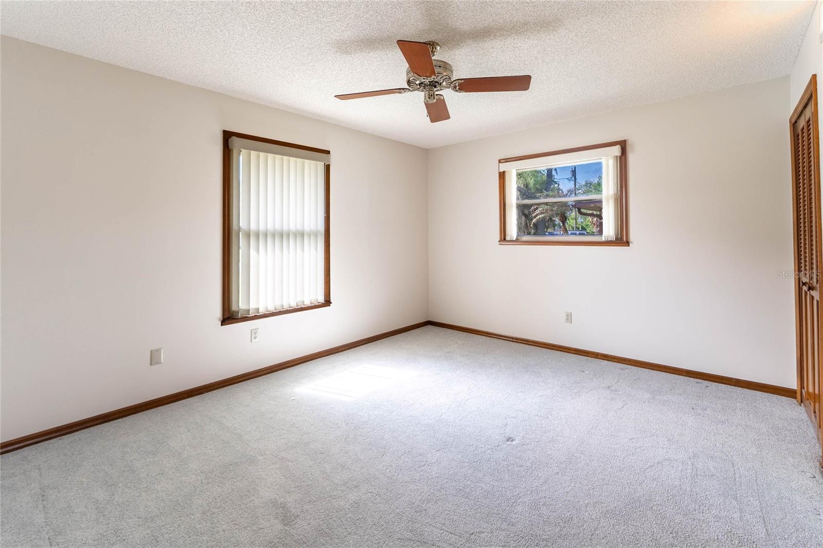 1020 AVIS, DELTONA, FL, 32738