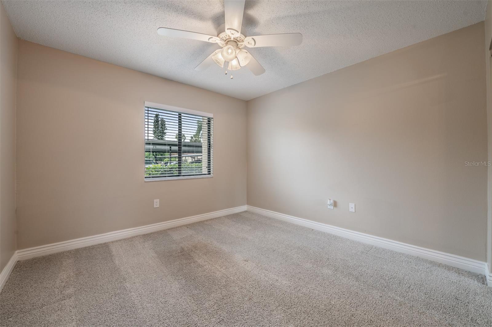 1801 E LAKE RD #6D, PALM HARBOR, FL, 34685