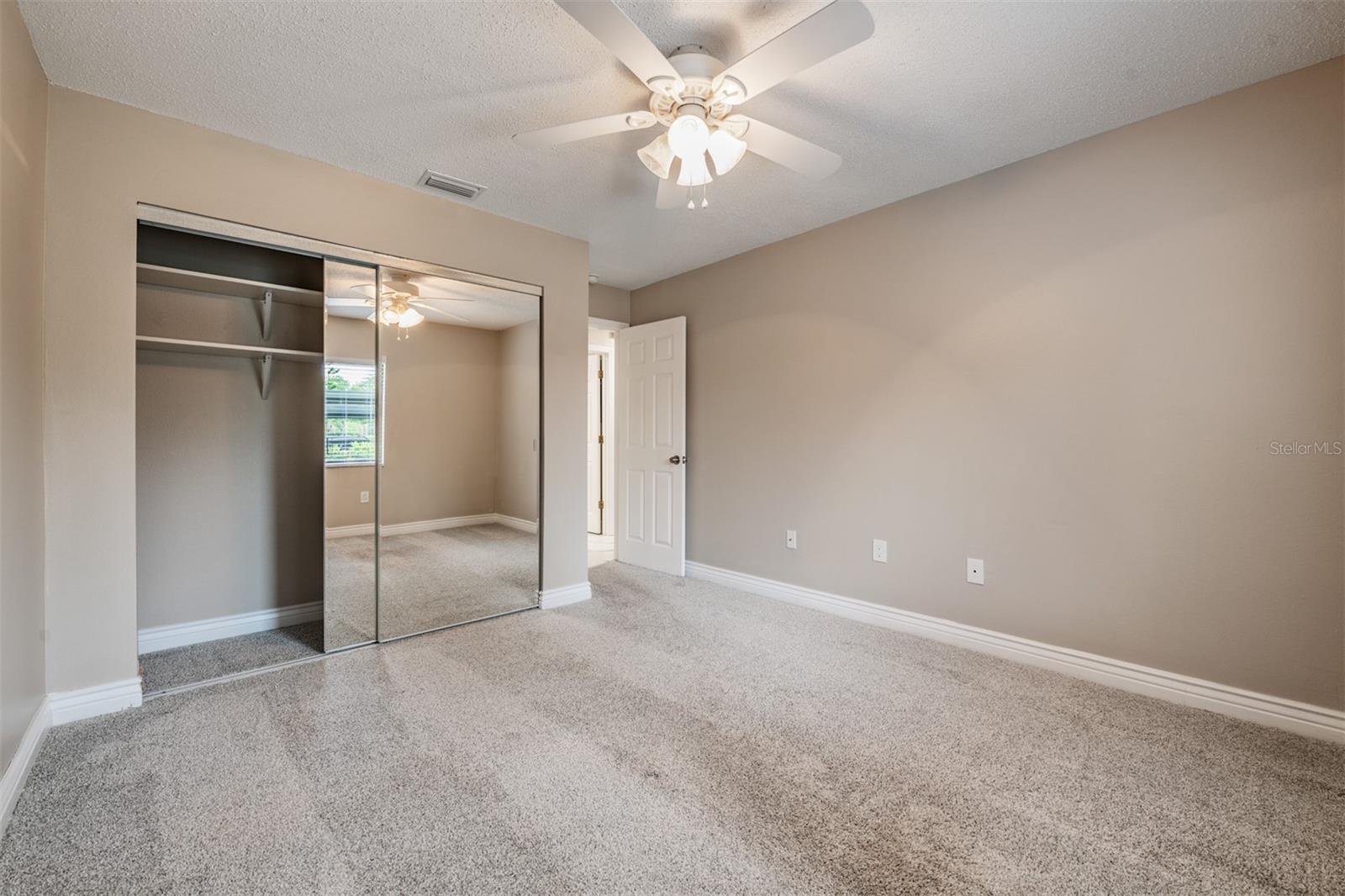 1801 E LAKE RD #6D, PALM HARBOR, FL, 34685