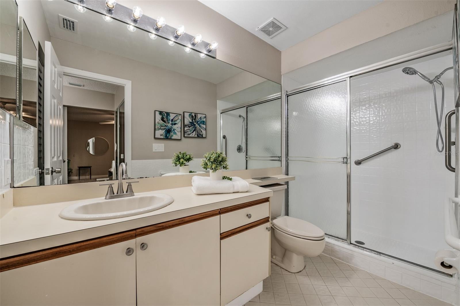 1801 E LAKE RD #6D, PALM HARBOR, FL, 34685