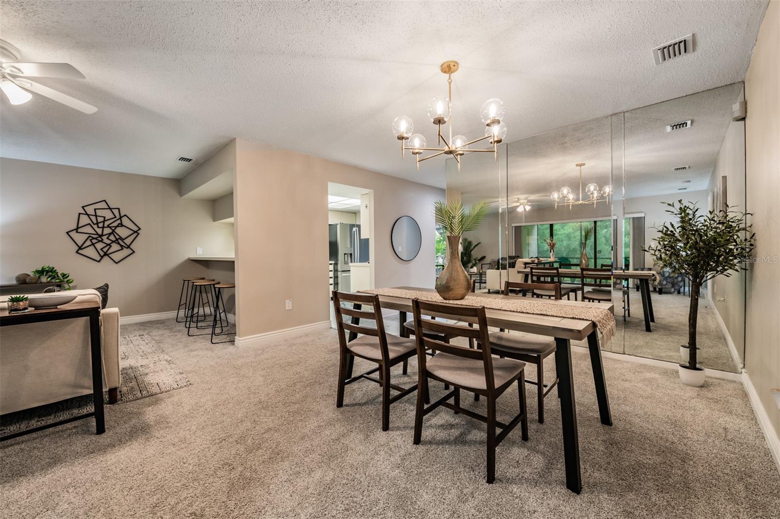 1801 E LAKE RD #6D, PALM HARBOR, FL, 34685