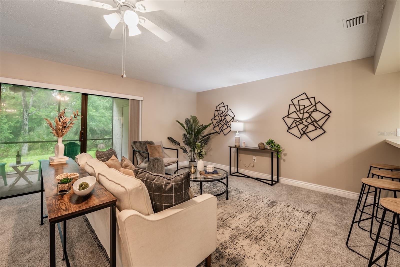 1801 E LAKE RD #6D, PALM HARBOR, FL, 34685
