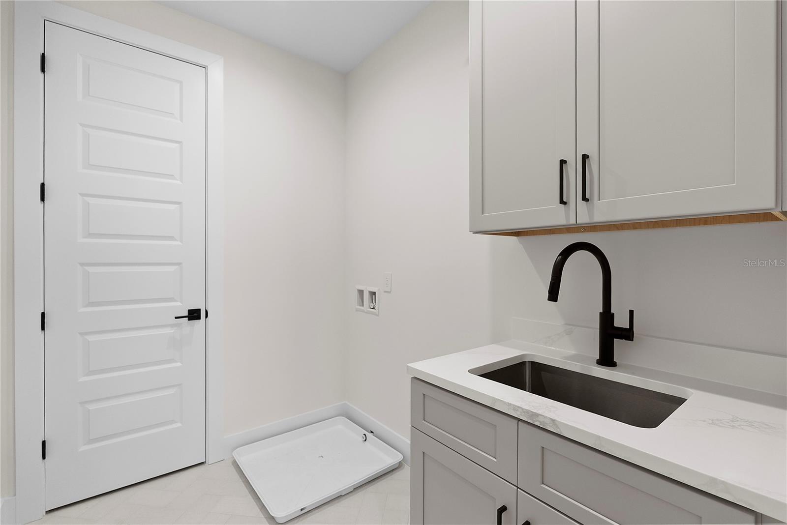 2505 AMHERST AVE, ORLANDO, FL, 32804