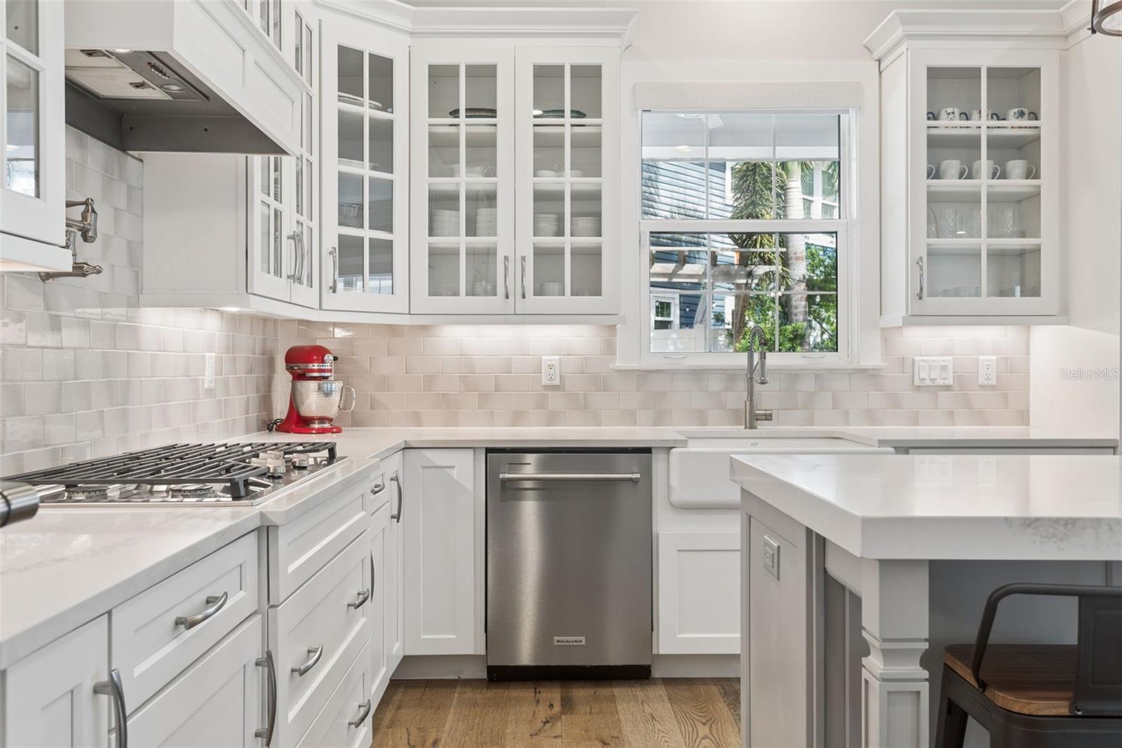 2509 W PALM DR, TAMPA, FL, 33629