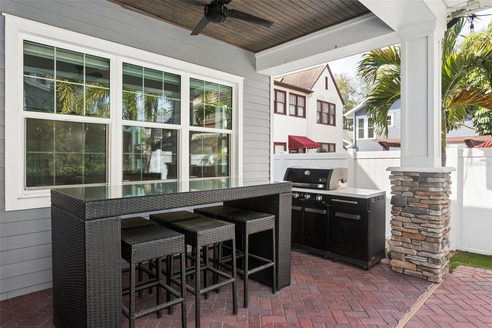 2509 W PALM DR, TAMPA, FL, 33629