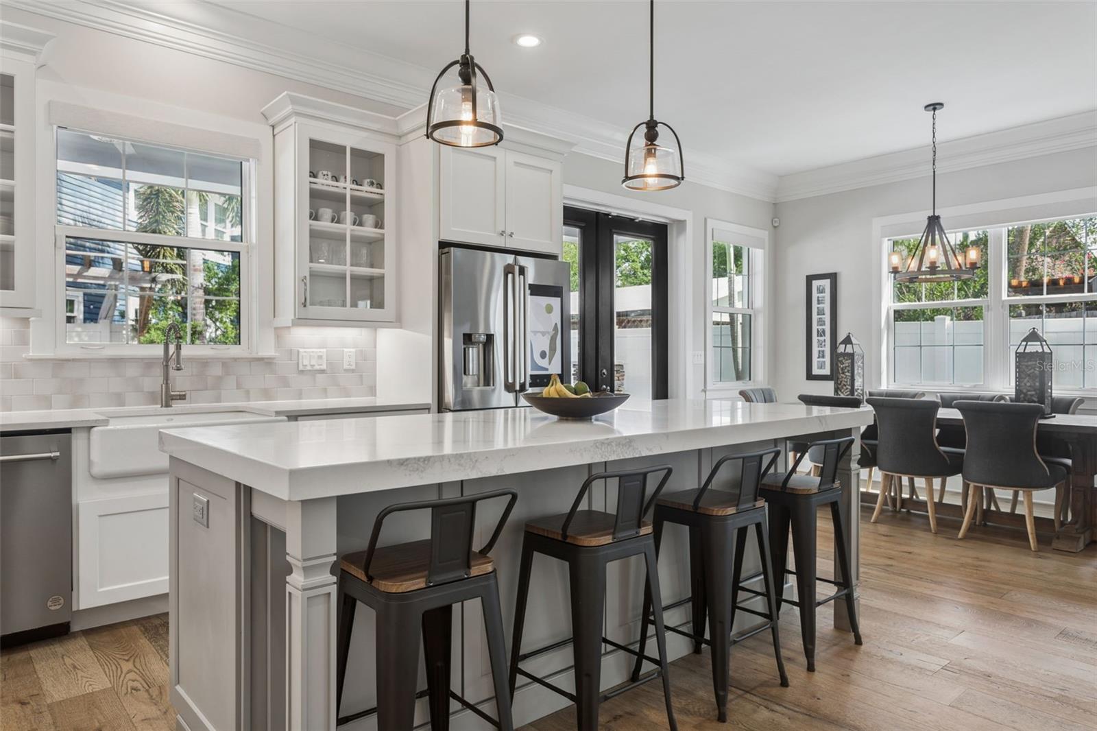 2509 W PALM DR, TAMPA, FL, 33629