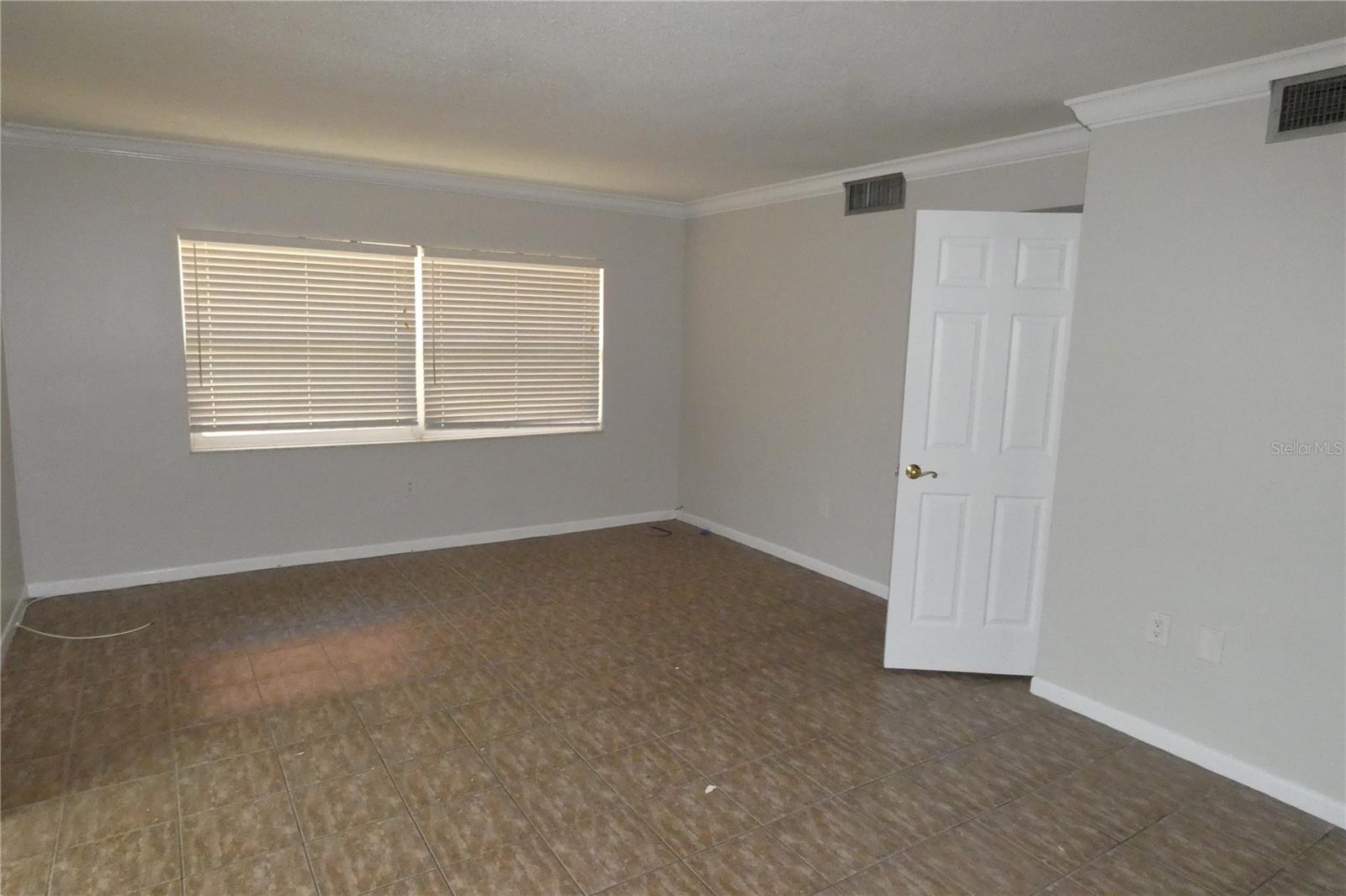 5831 8TH AVE N #206, ST PETERSBURG, FL, 33710