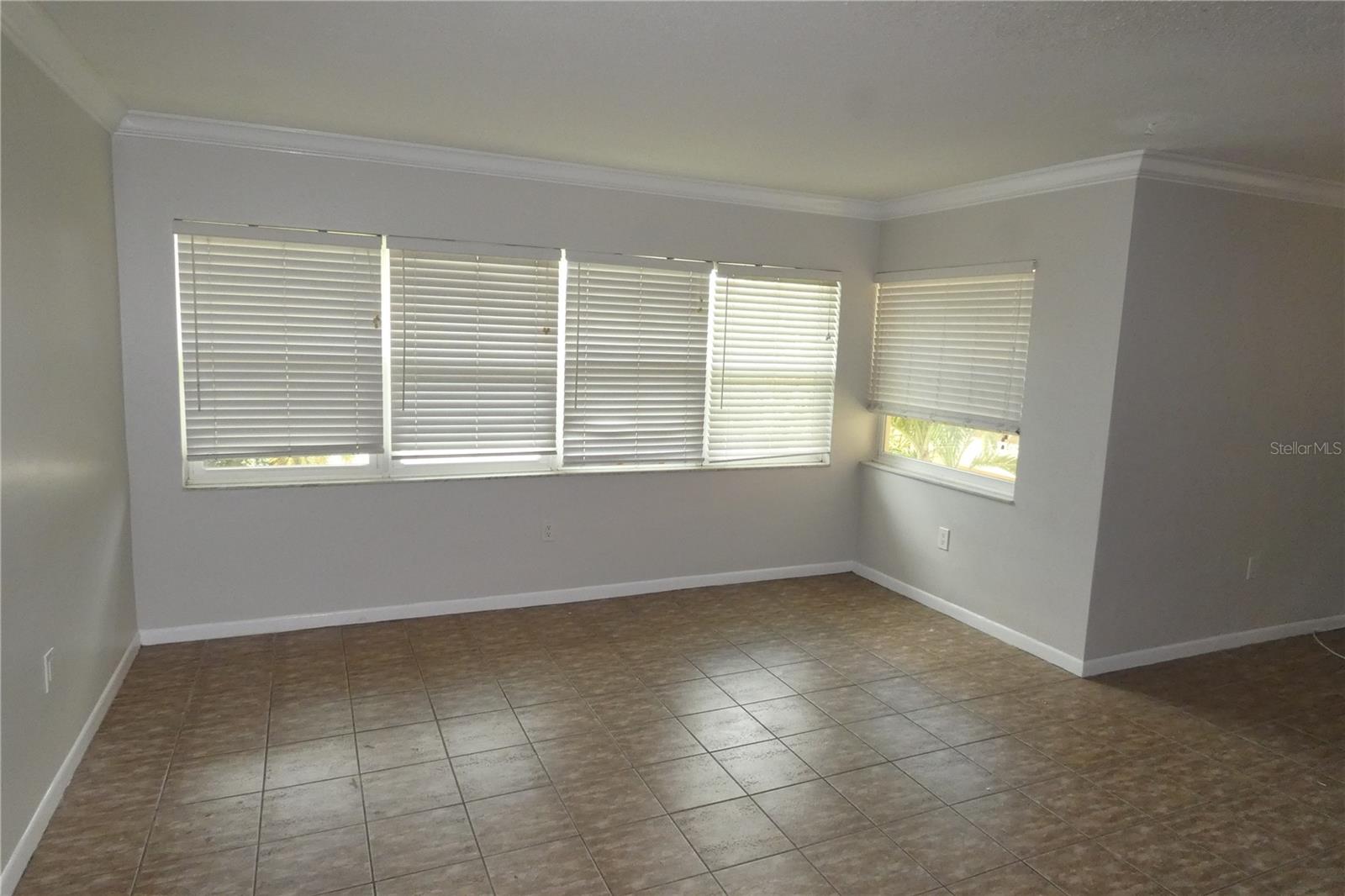 5831 8TH AVE N #206, ST PETERSBURG, FL, 33710