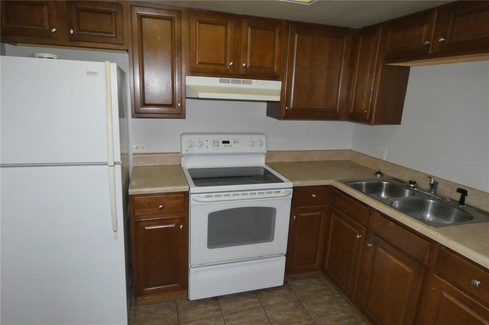 5831 8TH AVE N #206, ST PETERSBURG, FL, 33710