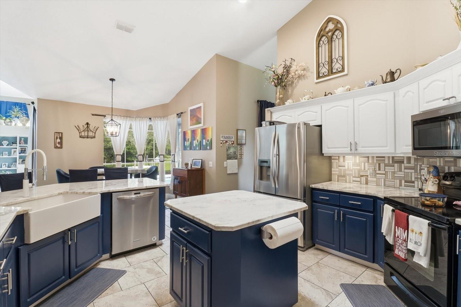 30 PINE ST, HOMOSASSA, FL, 34446