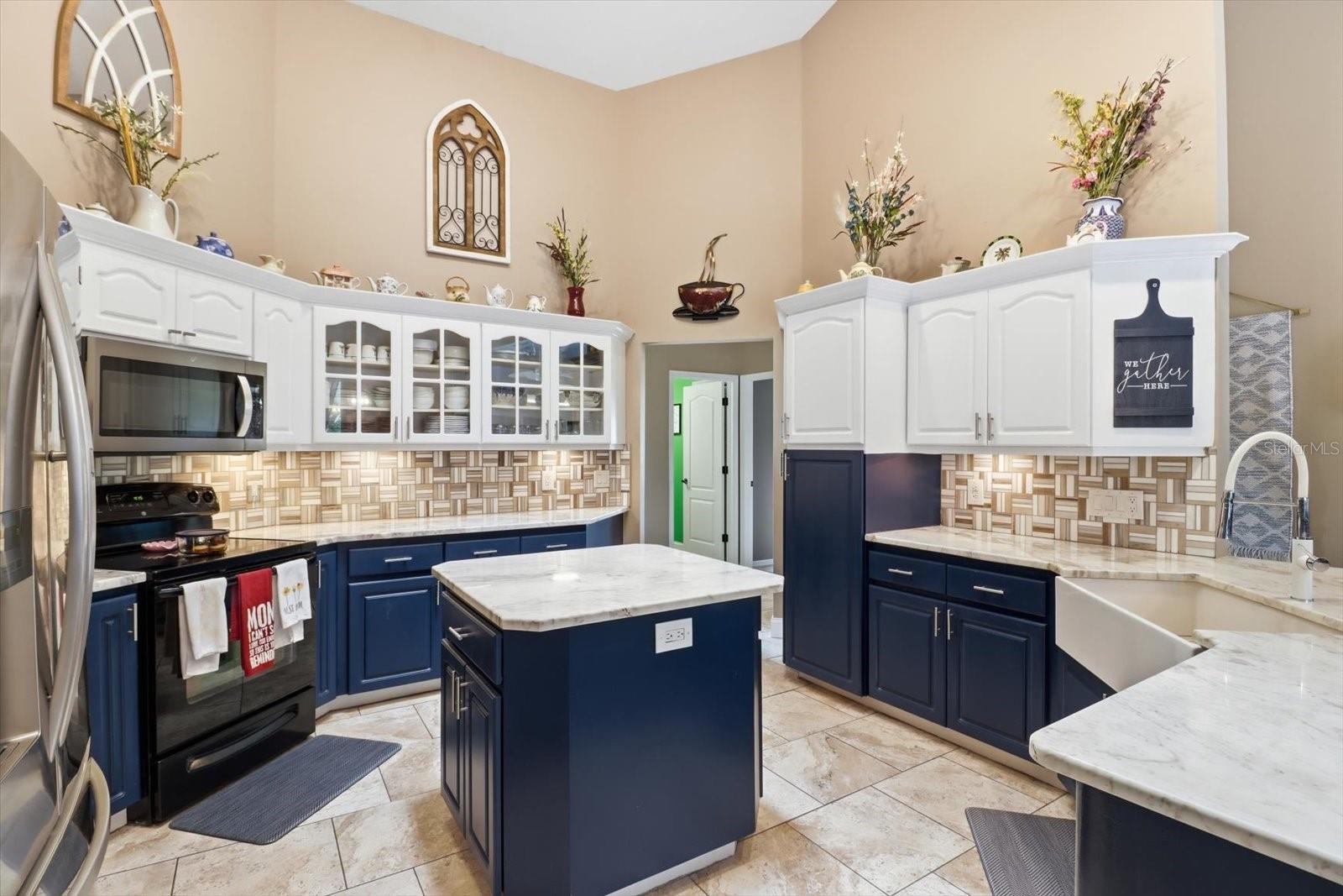 30 PINE ST, HOMOSASSA, FL, 34446