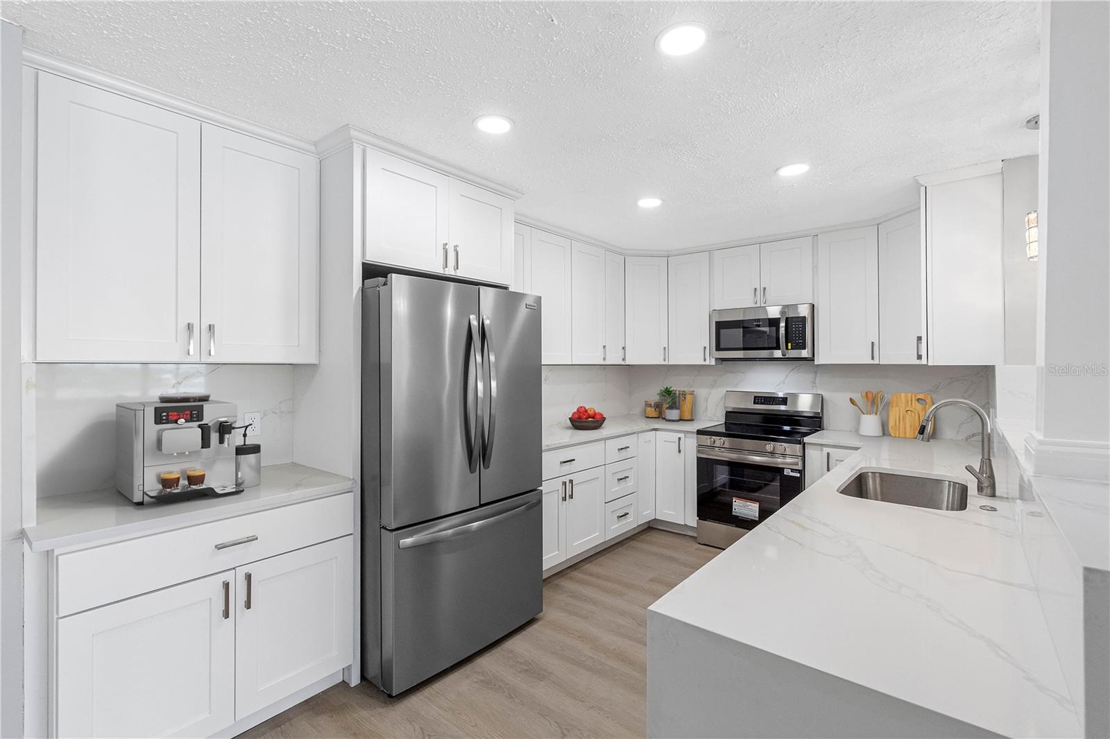 Kitchen Virtual Staged with accessories