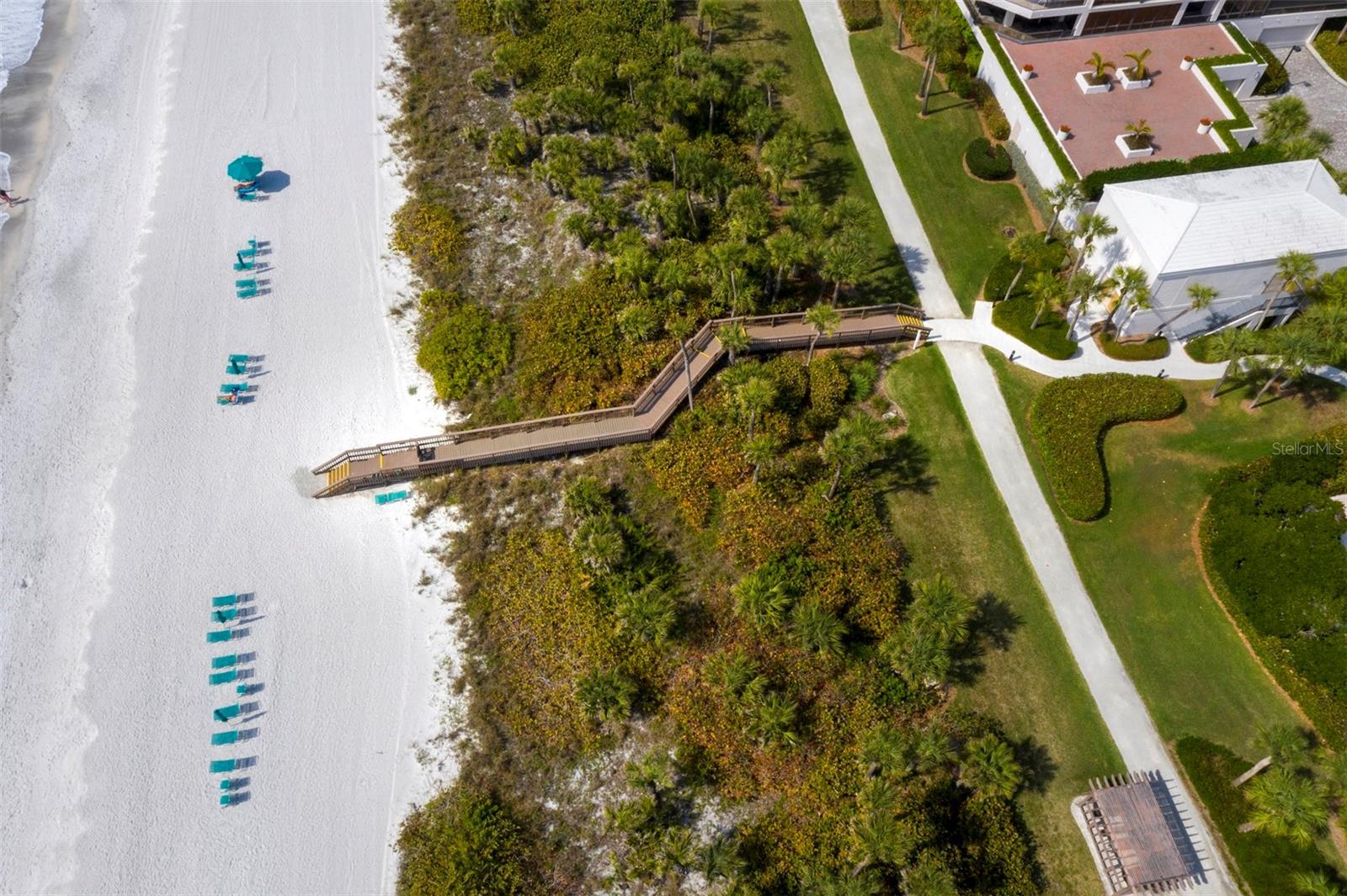 535 SANCTUARY DR #A603, LONGBOAT KEY, FL, 34228