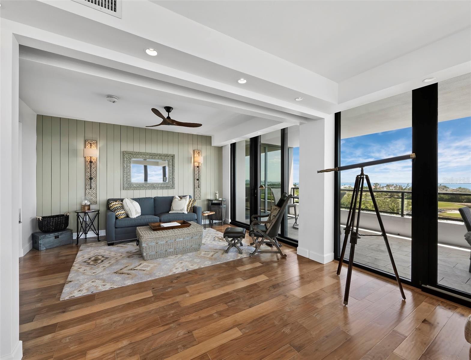 535 SANCTUARY DR #A603, LONGBOAT KEY, FL, 34228