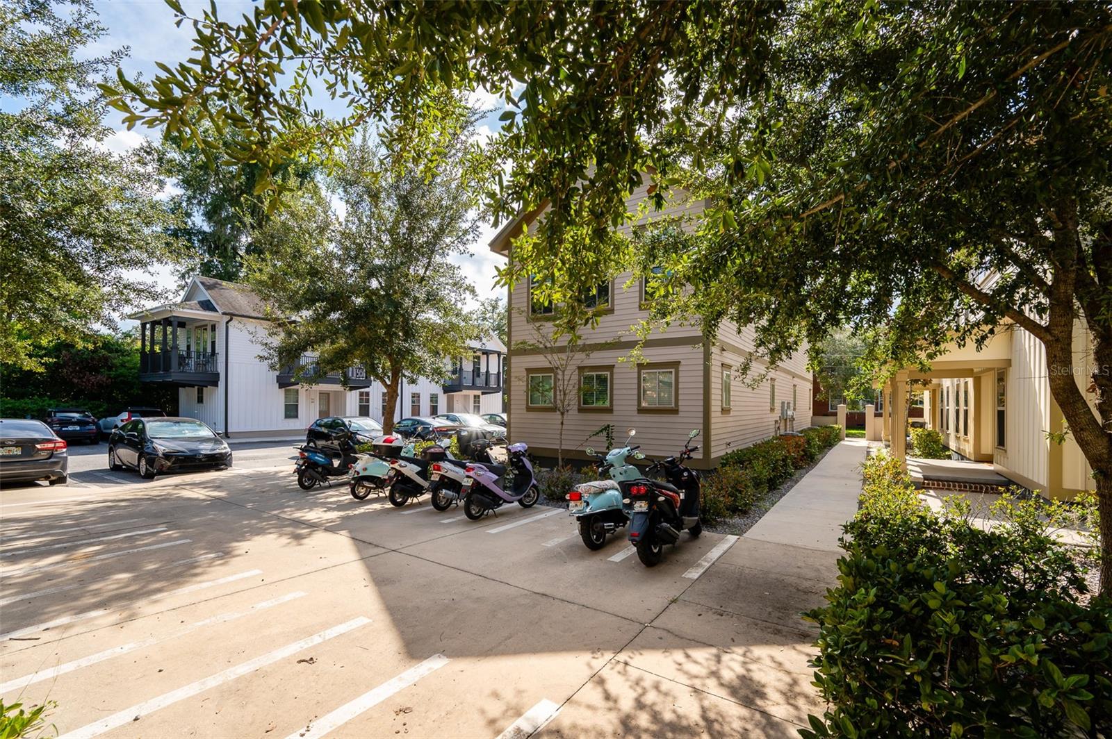 717 NW 10TH ST #10, GAINESVILLE, FL, 32601