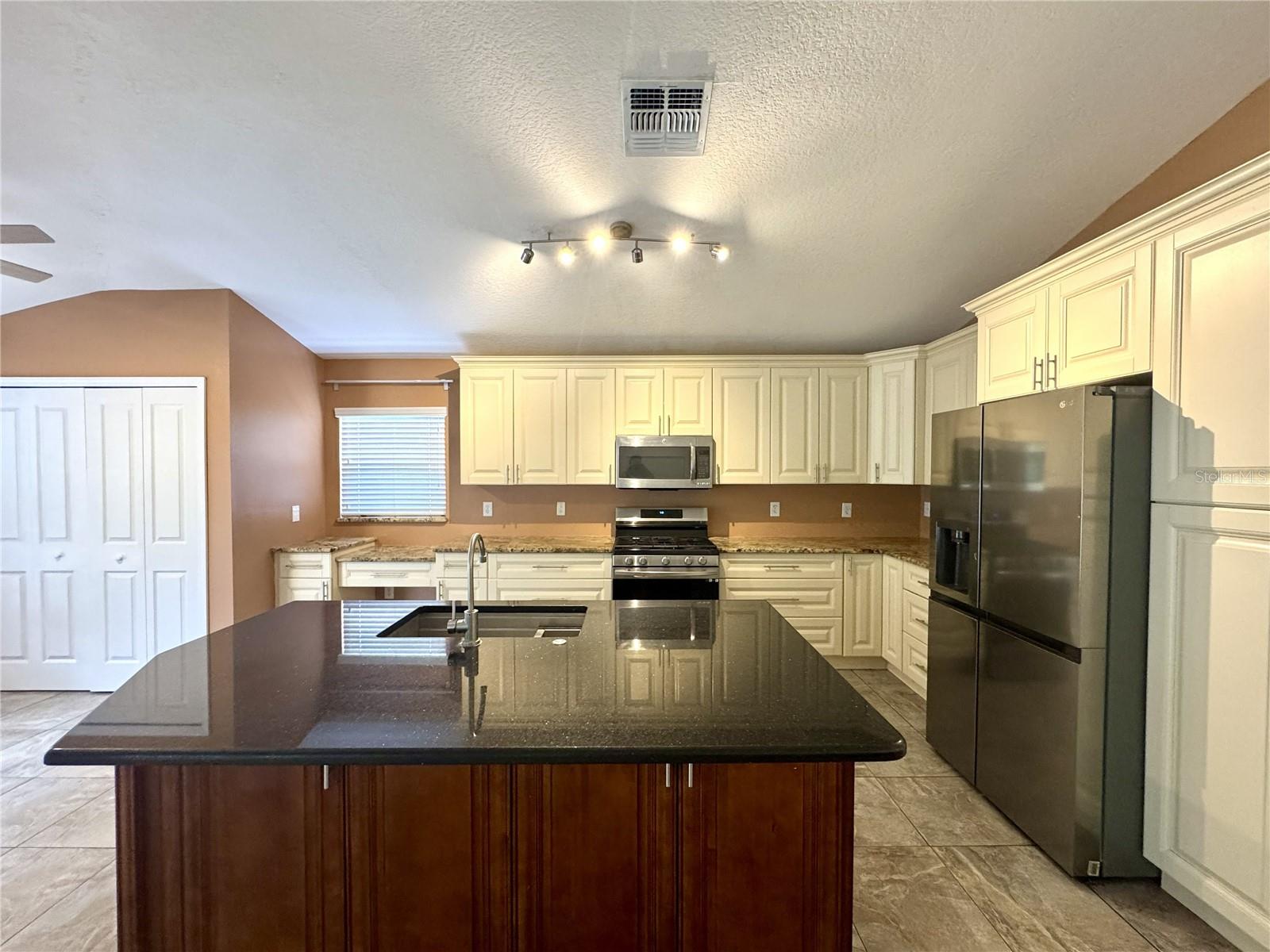 30630 NICKERSON LOOP, WESLEY CHAPEL, FL, 33543