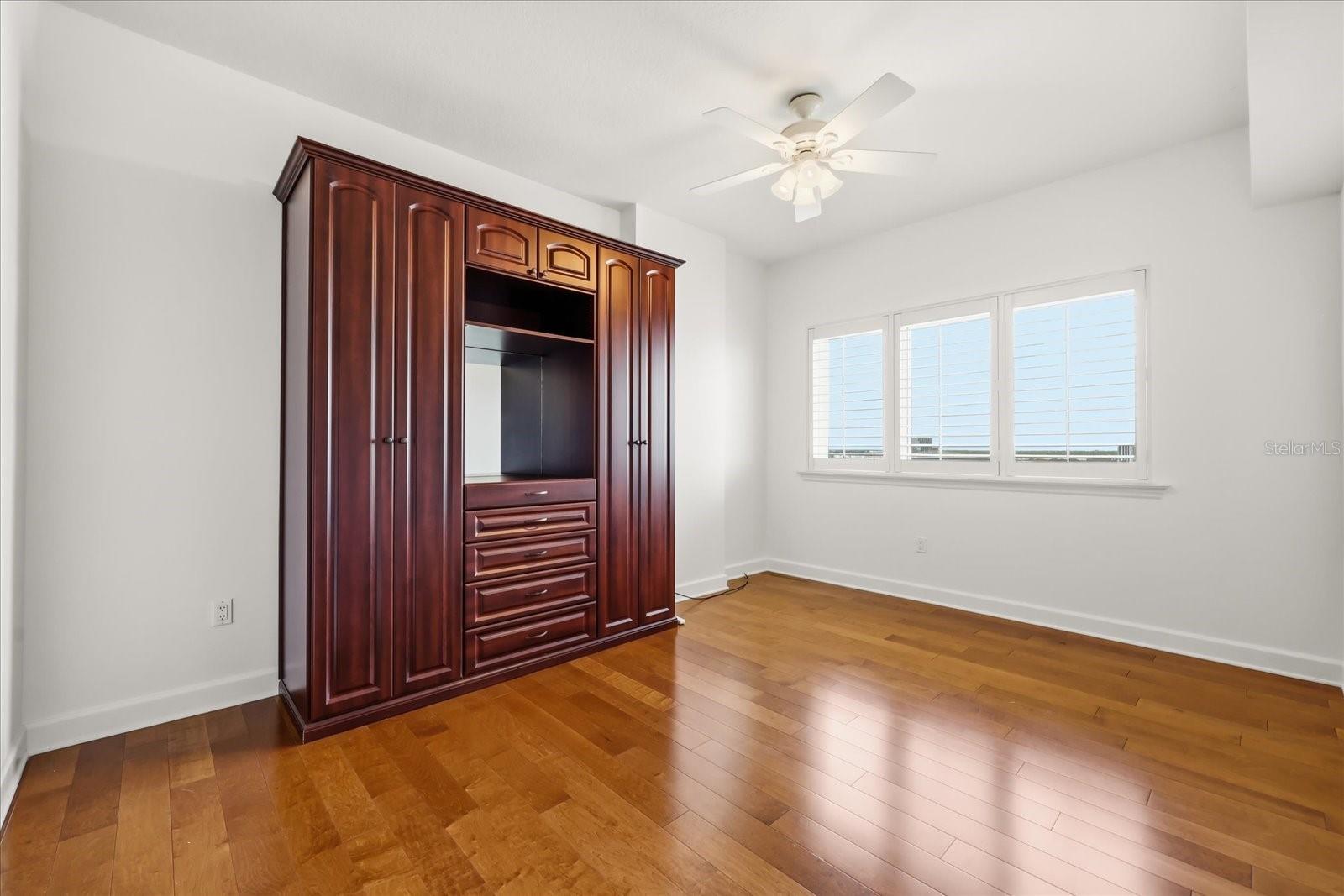 100 S EOLA DR #1605, ORLANDO, FL, 32801