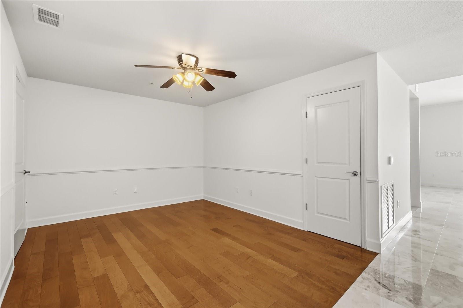 100 S EOLA DR #1605, ORLANDO, FL, 32801