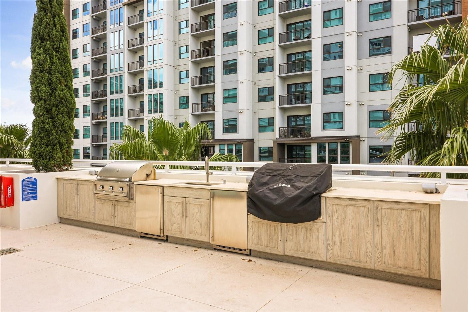 100 S EOLA DR #1605, ORLANDO, FL, 32801