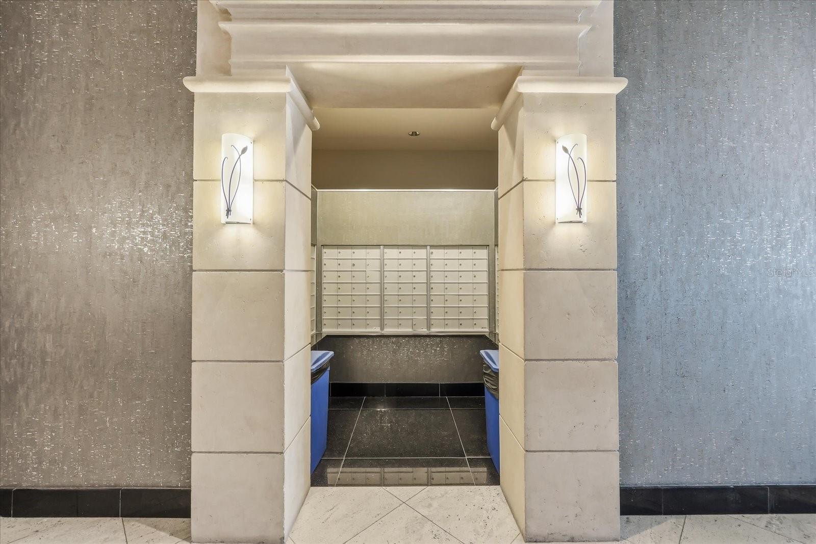 100 S EOLA DR #1605, ORLANDO, FL, 32801