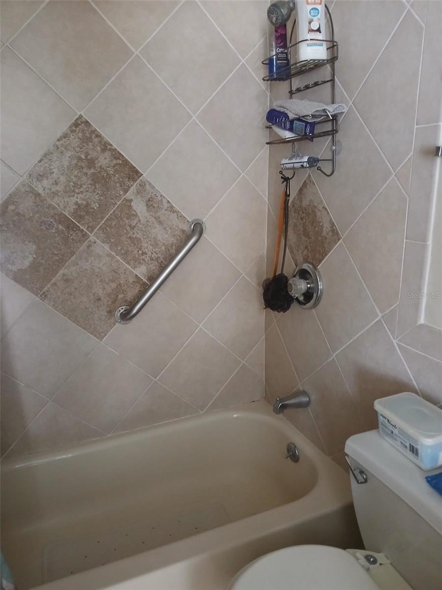 2916 W WILDER AVE, TAMPA, FL, 33614