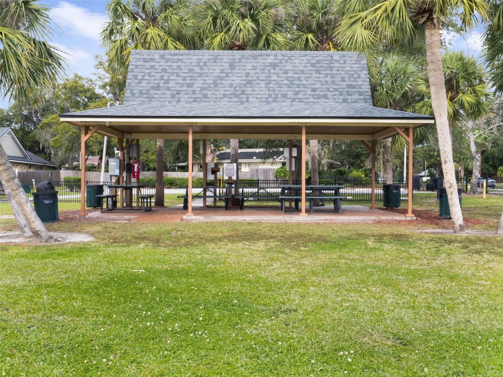 603 N SWEETWATER BLVD, LONGWOOD, FL, 32779