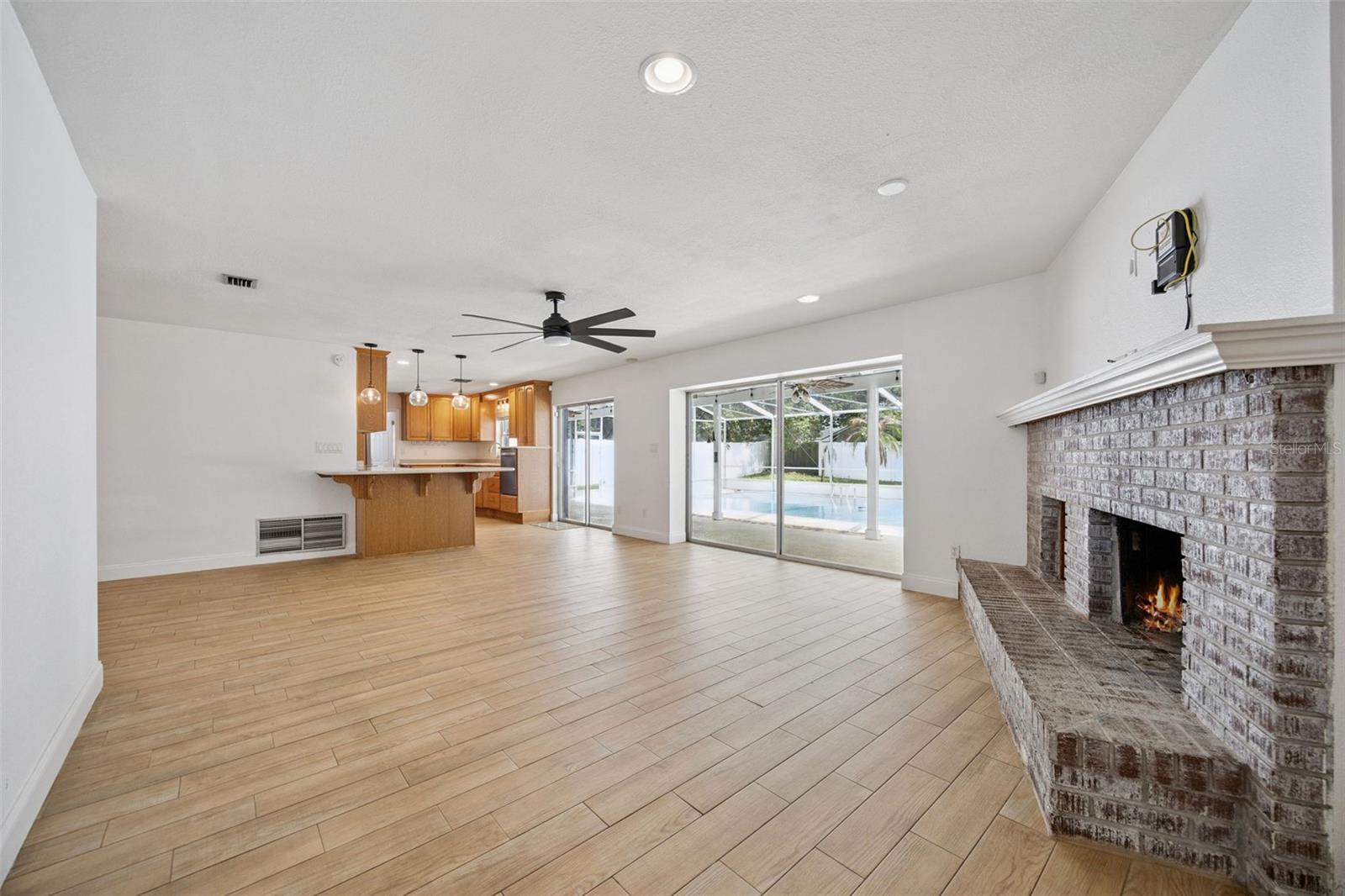 603 N SWEETWATER BLVD, LONGWOOD, FL, 32779