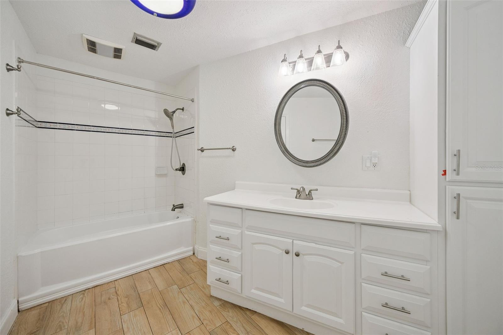 603 N SWEETWATER BLVD, LONGWOOD, FL, 32779