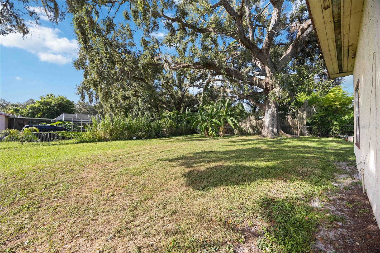 902 27TH ST E, BRADENTON, FL, 34208