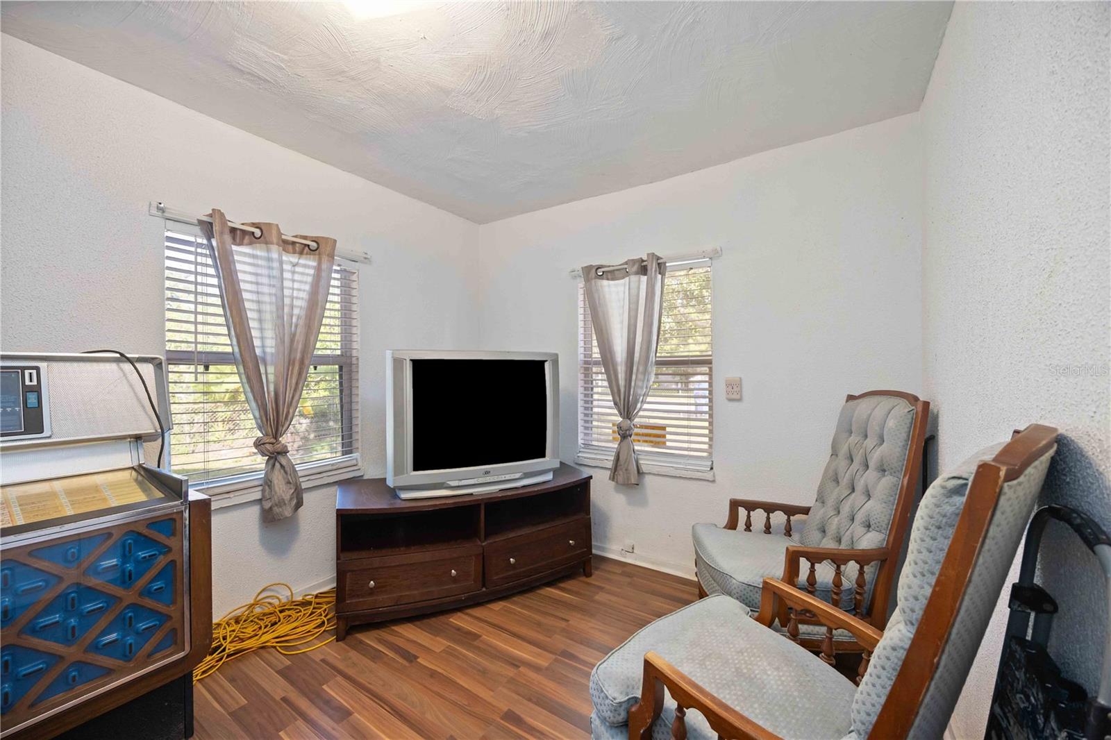 902 27TH ST E, BRADENTON, FL, 34208