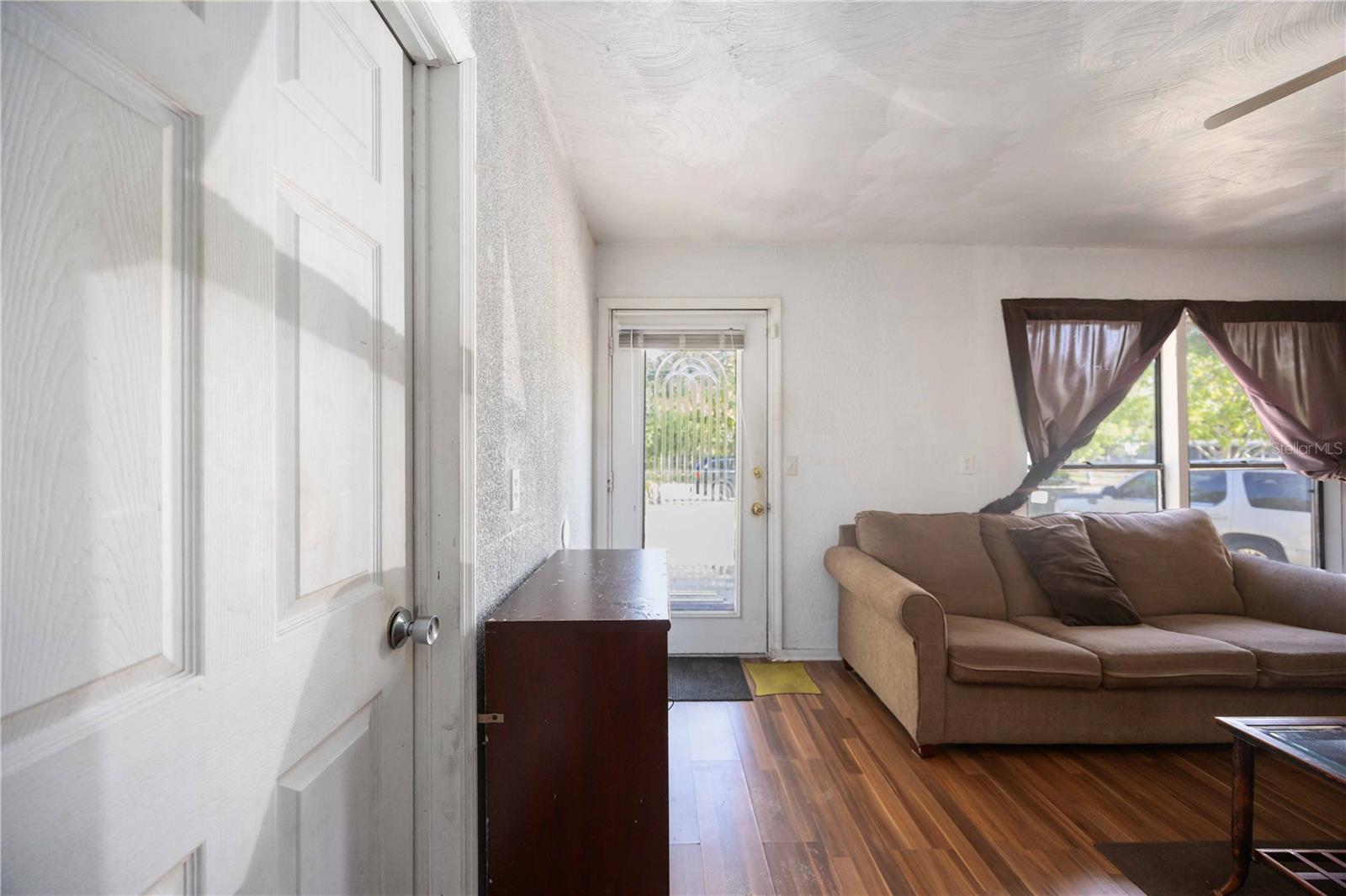 902 27TH ST E, BRADENTON, FL, 34208